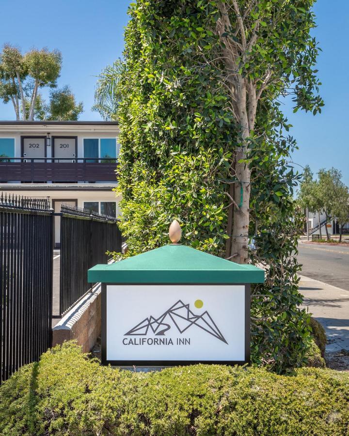 California Inn Anaheim Exterior photo